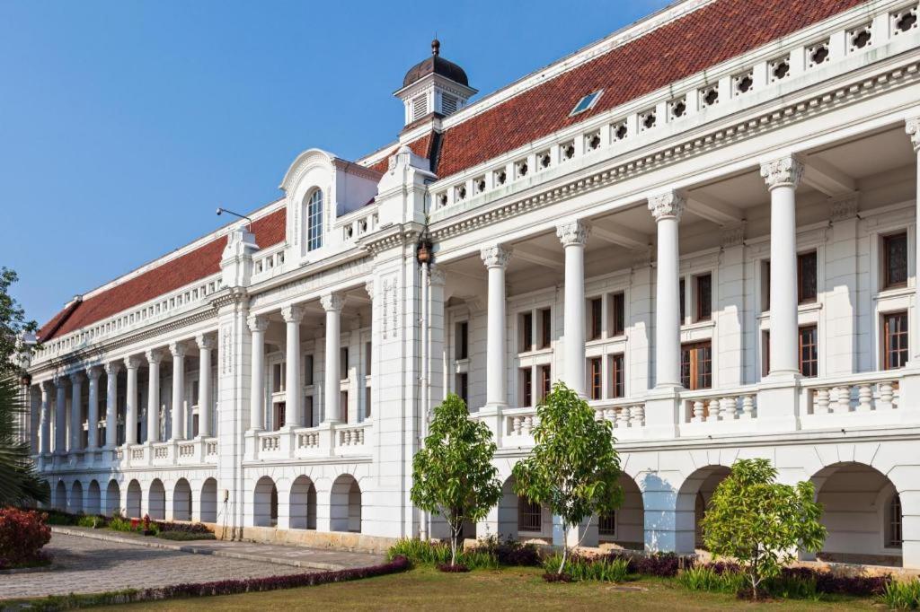 Ghurfati Hotel Mangga Besar Yakarta Exterior foto